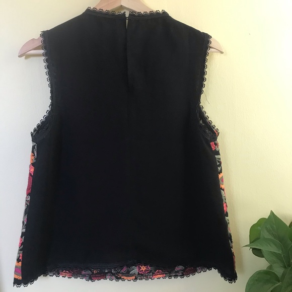 SOLD Floral Embroidered Tank Top - Picture 3 of 4